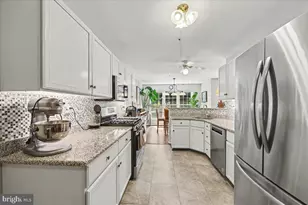 15 Essex Ct, Eagleville, PA 19403 - Photo 10