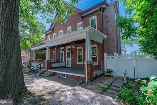 723 N Charlotte St, Pottstown, PA 19464 - Photo 2