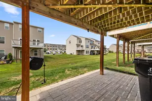 110 Topaz Dr, Gilbertsville, PA 19525 - Photo 6