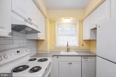 104 W Montgomery Avenue #B, Ardmore, PA 19003 - Photo 6