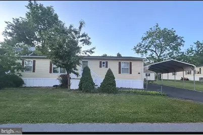 204 Green Hill Drive, Green Lane, PA 18054 - Photo 2