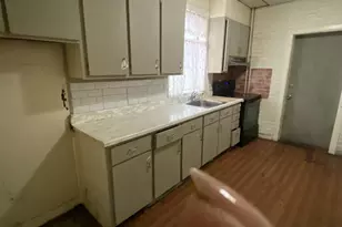 610 E Main St, Norristown, PA 19401 - Photo 2