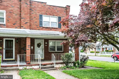 927 Hamilton Street, Norristown, PA 19401 - Photo 2
