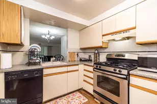 1003 Valley Glen Rd, Elkins Park, PA 19027 - Photo 16
