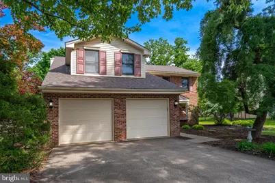 890 Village Circle, Blue Bell, PA 19422 - Photo 4