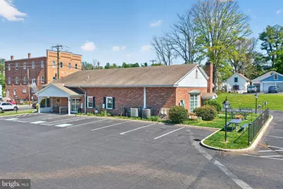 101 Walnut Street, Green Lane, PA 18054 - Photo 2