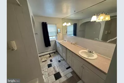 222 Rock Glen Road, Wynnewood, PA 19096 - Photo 16