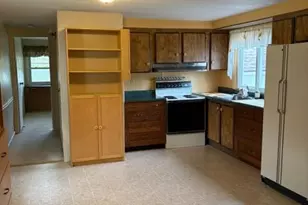 7 Woods Bluff Run, North Wales, PA 19454 - Photo 2