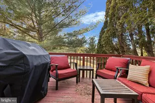 220 Primrose Ln, Ambler, PA 19002 - Photo 8