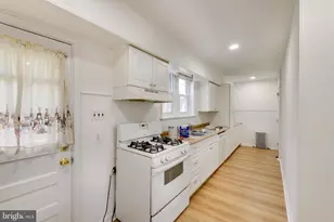 429 Manor Ave, Plymouth Meeting, PA 19462 - Photo 6