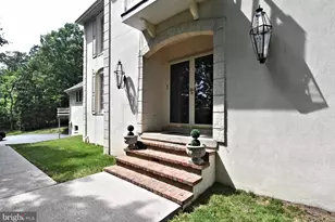 650 Gabriel Ct, Pottstown, PA 19464 - Photo 4
