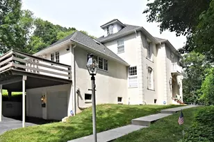 650 Gabriel Ct, Pottstown, PA 19464 - Photo 2