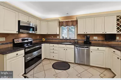 690 Andrews Drive, Harleysville, PA 19438 - Photo 6