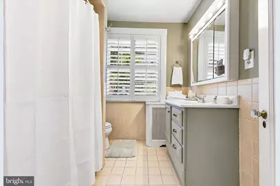 520 N Essex Avenue, Narberth, PA 19072 - Photo 32