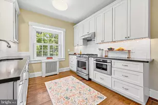 520 N Essex Ave, Narberth, PA 19072 - Photo 16