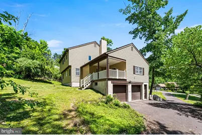 748 Centennial Court, Pottstown, PA 19464 - Photo 2