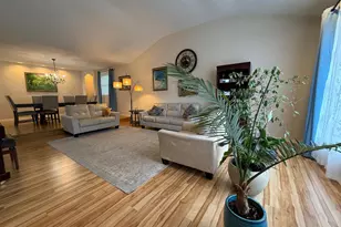806 Warfield Ln, Huntingdon Valley, PA 19006 - Photo 20