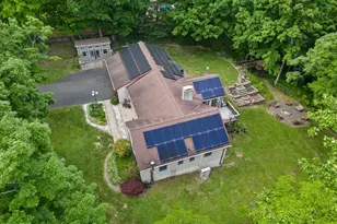 9002 Independence Dr, Green Lane, PA 18054 - Photo 6