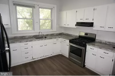 124 Knox Street, Norristown, PA 19401 - Photo 6