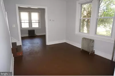 124 Knox Street, Norristown, PA 19401 - Photo 2