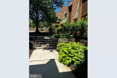 511 Meadowview Lane #511, Mont Clare, PA 19453 - Photo 4