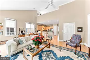 404 Peters Way, Phoenixville, PA 19460 - Photo 10