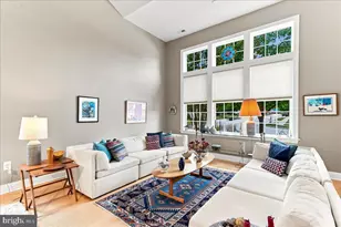 404 Peters Way, Phoenixville, PA 19460 - Photo 4