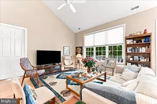 404 Peters Way, Phoenixville, PA 19460 - Photo 10