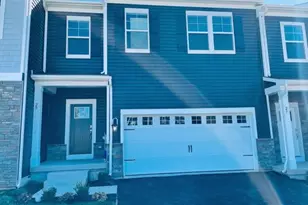 29 Hummingbird Ln, Phoenixville, PA 19460 - Photo 1