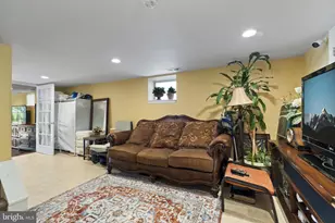 112 Woodlawn Ave, Willow Grove, PA 19090 - Photo 32