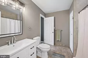 197 Bradford Ln, Lansdale, PA 19446 - Photo 18