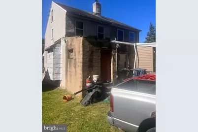 415 E Chestnut Street, Norristown, PA 19401 - Photo 8