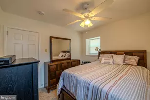 1706 N Hills Dr, Norristown, PA 19401 - Photo 6