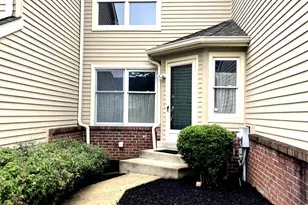 182 Pinecrest Ln, Lansdale, PA 19446 - Photo 2