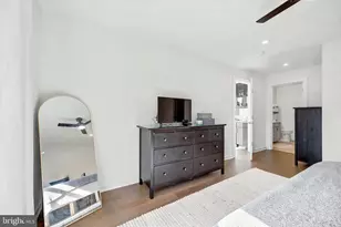919 Riverplace Dr, Conshohocken, PA 19428 - Photo 16