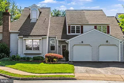 302 Somerset Court, Lansdale, PA 19446 - Photo 4