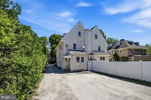 32 W Montgomery Ave, Ardmore, PA 19003 - Photo 28