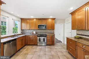 32 W Montgomery Ave, Ardmore, PA 19003 - Photo 8