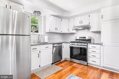 136 W 2nd Avenue, Conshohocken, PA 19428 - Photo 18