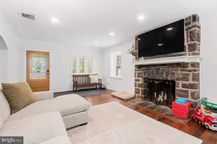 22 Maple Ave, Bala Cynwyd, PA 19004 - Photo 4