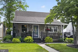1206 Lakeview Dr, Lansdale, PA 19446 - Photo 2