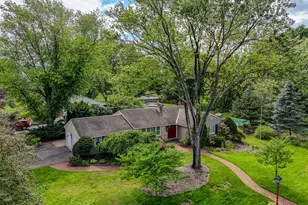 827 Mt Airy Rd, Collegeville, PA 19426 - Photo 2
