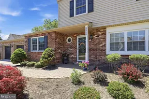 2016 Sterigere St, Eagleville, PA 19403 - Photo 4