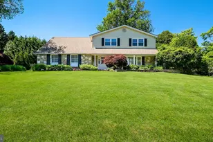 1276 Burnett Rd, Huntingdon Valley, PA 19006 - Photo 1
