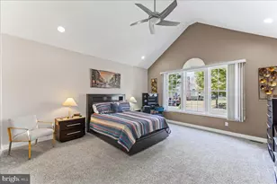 1072 Bordeaux Ln, Pennsburg, PA 18073 - Photo 20