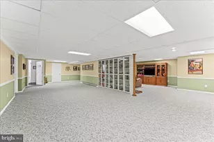 1072 Bordeaux Ln, Pennsburg, PA 18073 - Photo 30