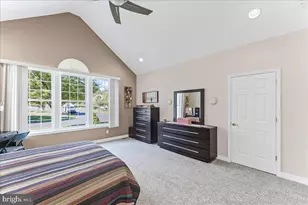 1072 Bordeaux Ln, Pennsburg, PA 18073 - Photo 22