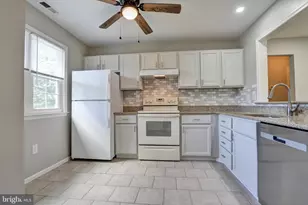 1732 Rosewood Ct, Pottstown, PA 19464 - Photo 2