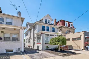 105 Spring Mill Ave, Conshohocken, PA 19428 - Photo 2