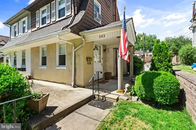 242 Henley Road, Wynnewood, PA 19096 - Photo 2